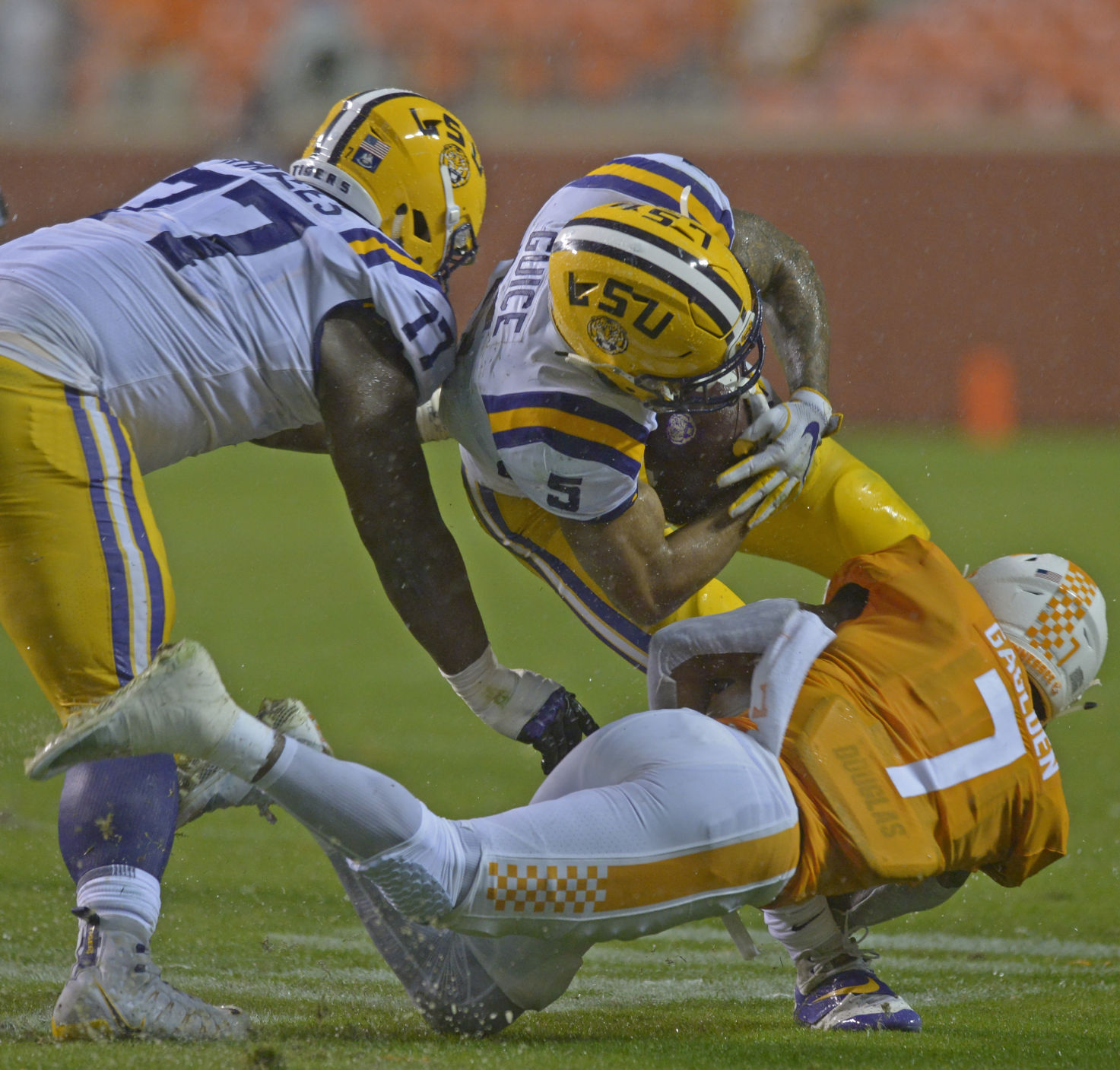 lsutenn.111917 HS 1265.JPG